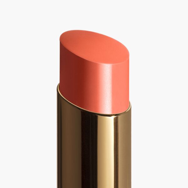 Hydrating Beautifying Tinted Lip Balm Buildable Colour