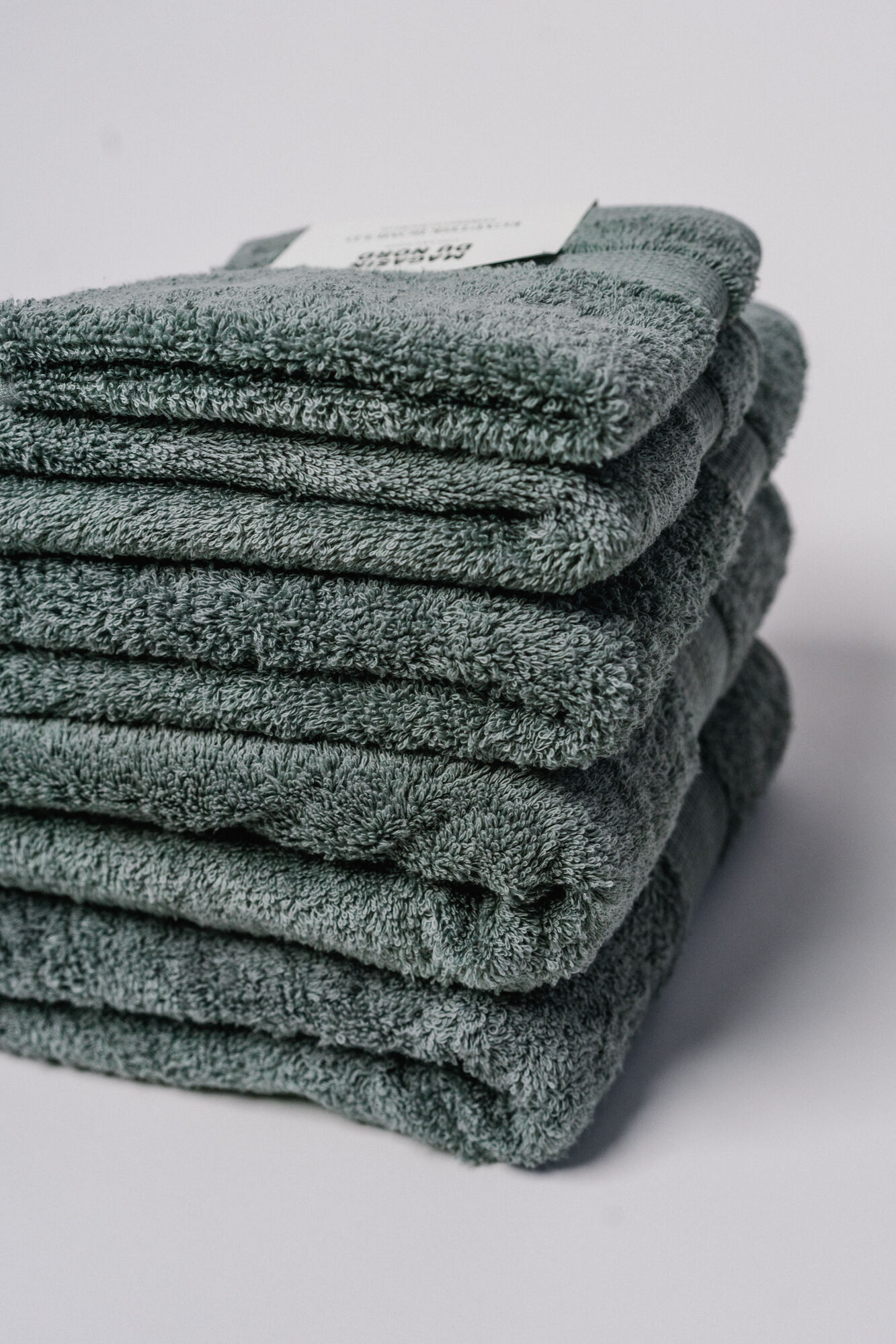 Egyptisk h&aring;ndkl&aelig;de lead