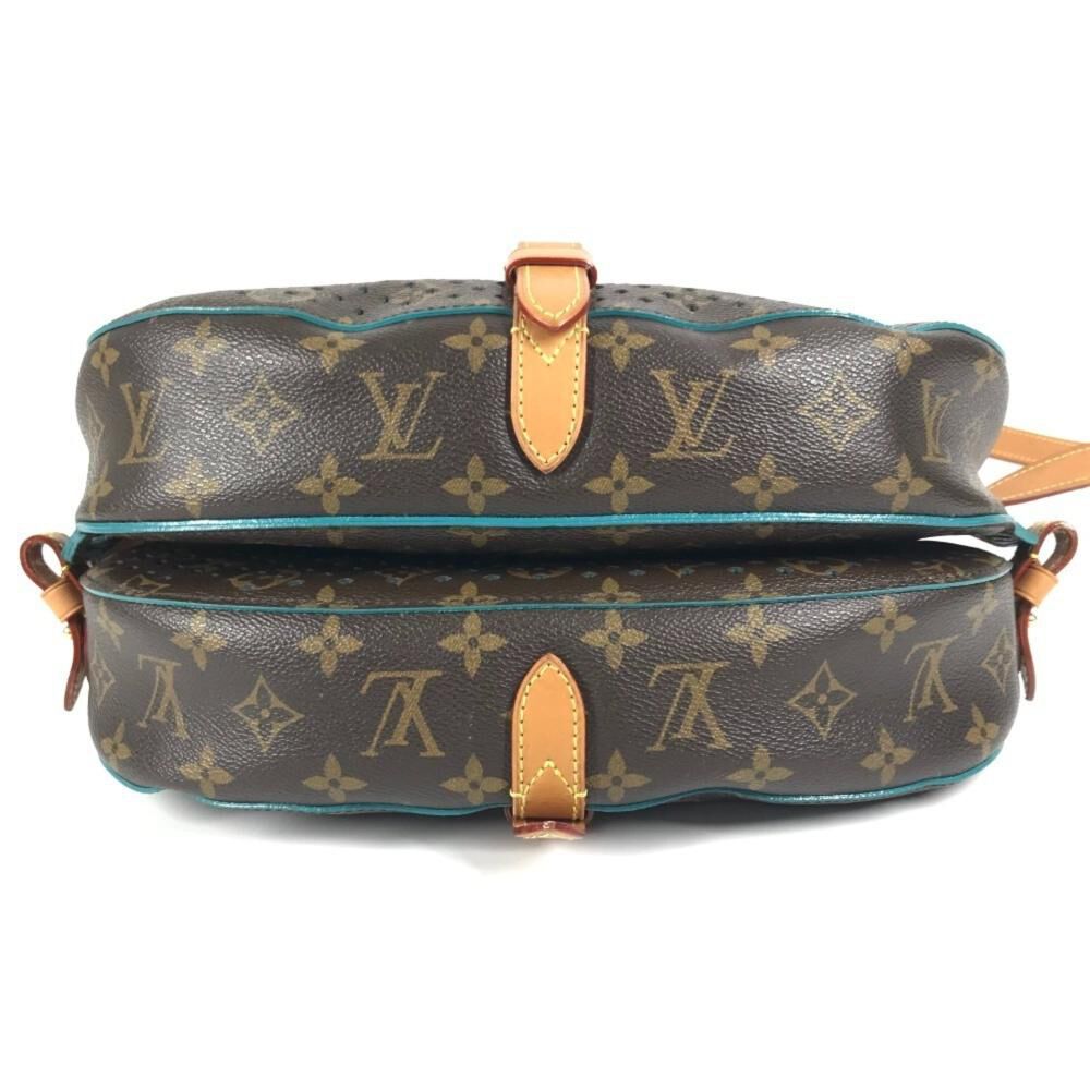 Louis Vuitton Saumur
