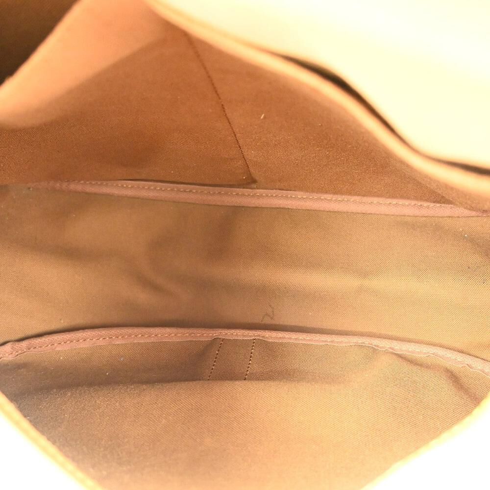 Louis Vuitton Saumur