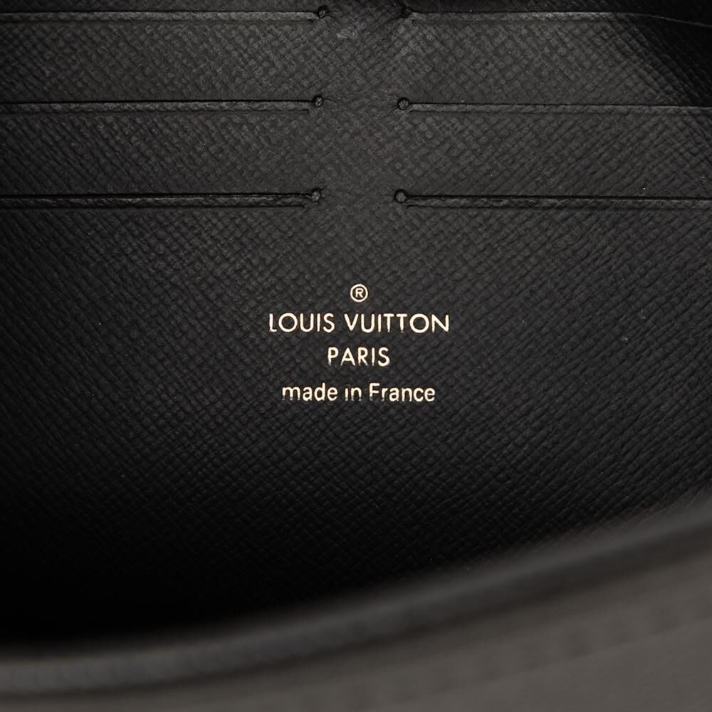 Louis Vuitton Pochette Homme