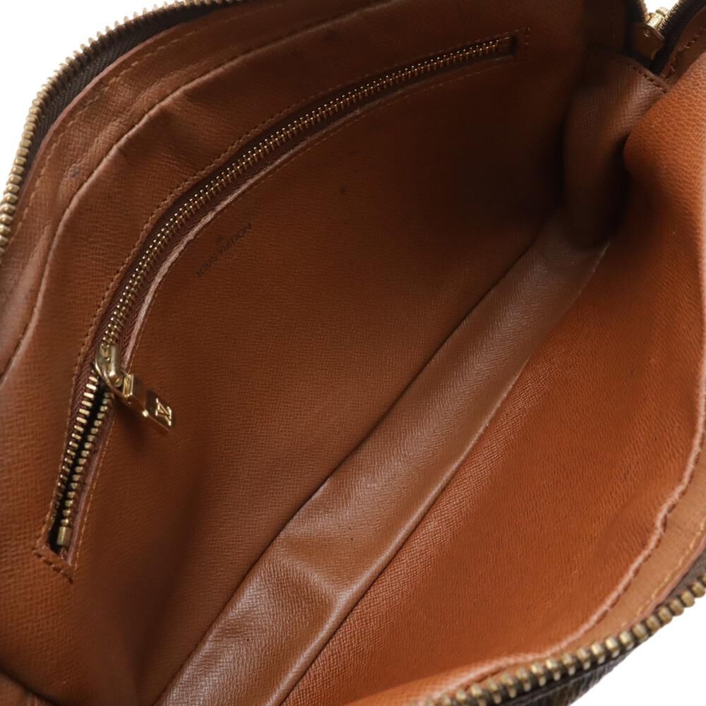 Louis Vuitton Clutch