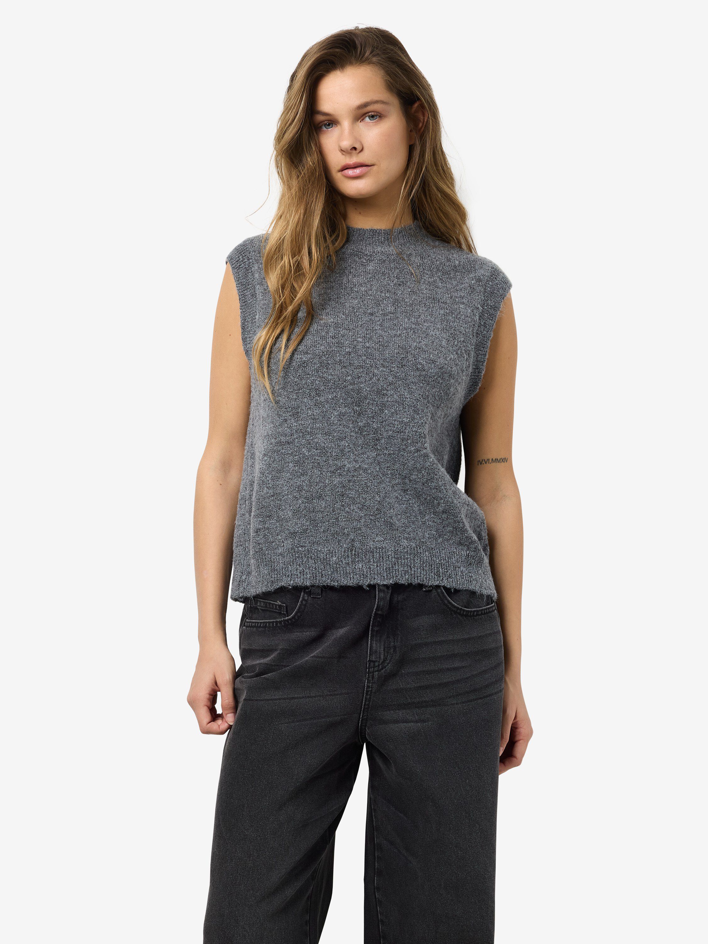 NMNOLA S/L O-NECK KNIT VEST FWD