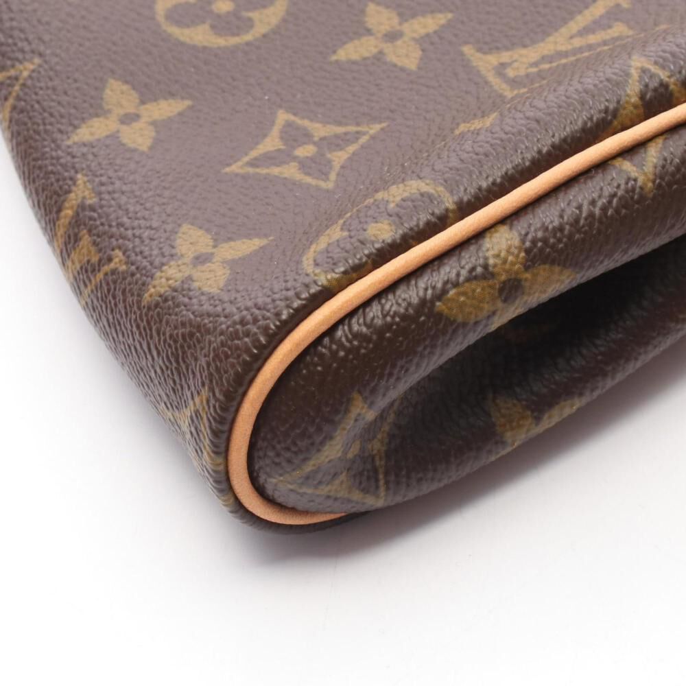 Louis Vuitton Shoulder Bags