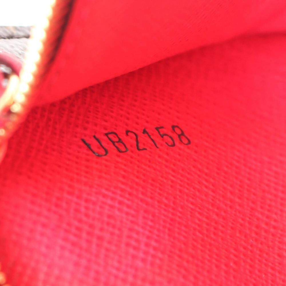 Louis Vuitton Shoulder Bags