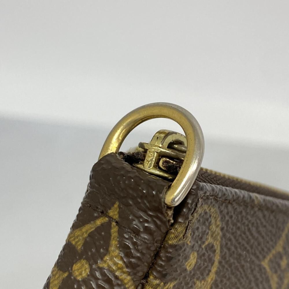 Louis Vuitton Pochette Accessoires