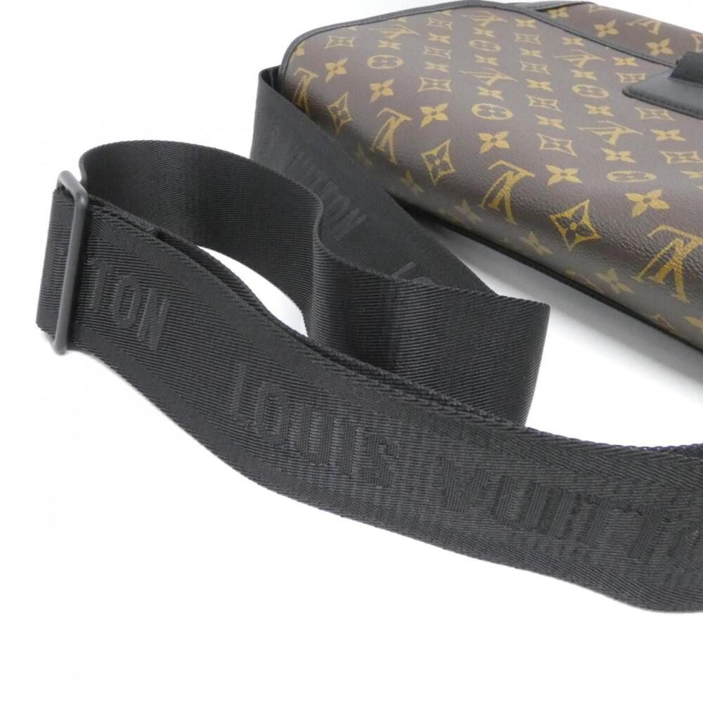 Louis Vuitton Shoulder Bags
