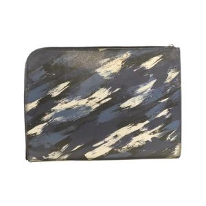 Louis Vuitton Clutch