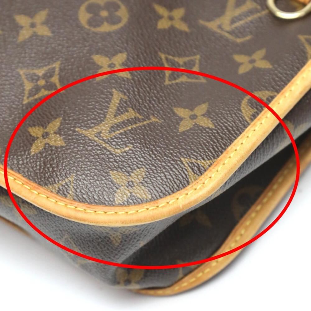 Louis Vuitton Shoulder Bags