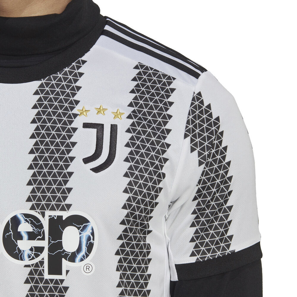 Juventus 22/23 hjemmebanetr&oslash;je