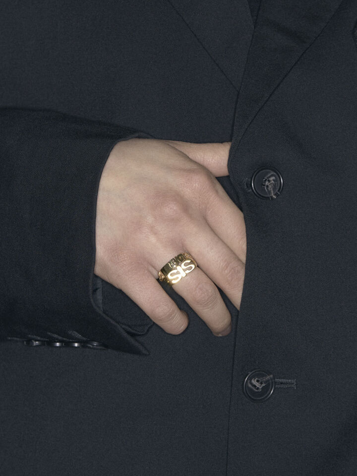 Sis Ring