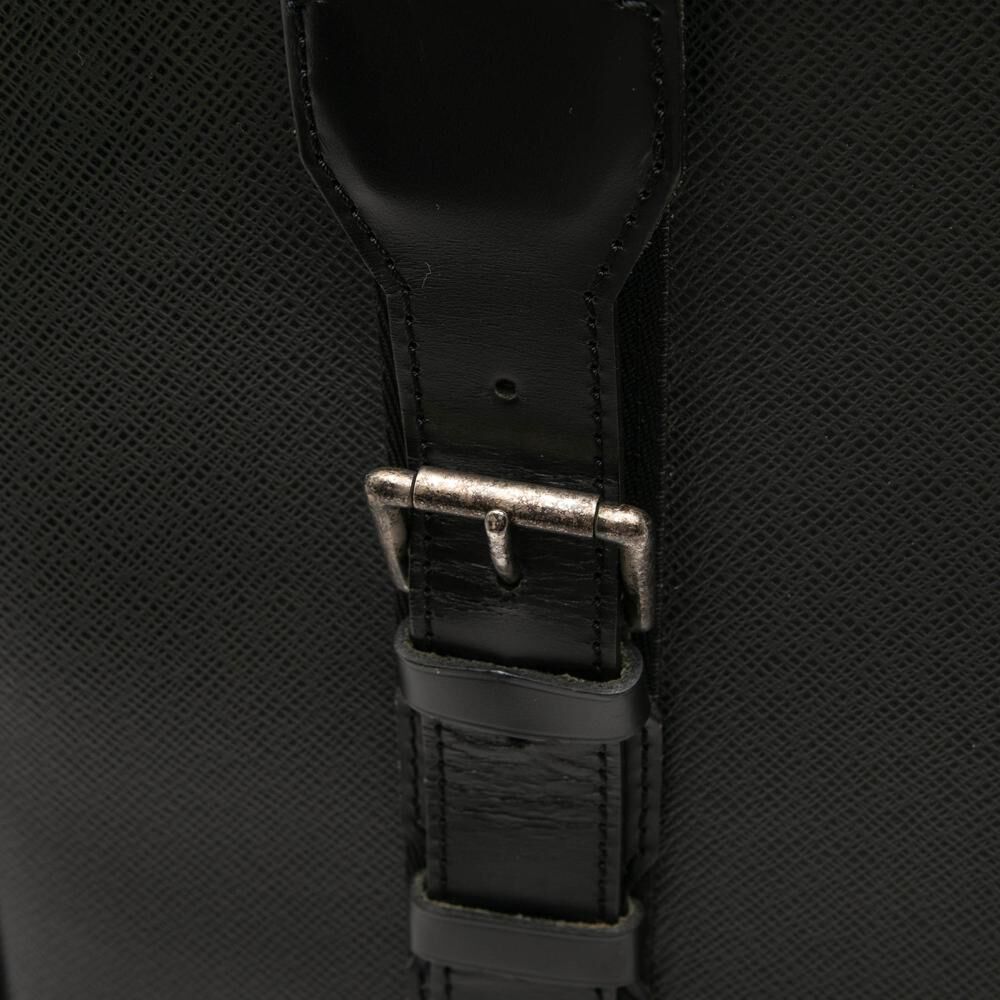 Louis Vuitton Satellite