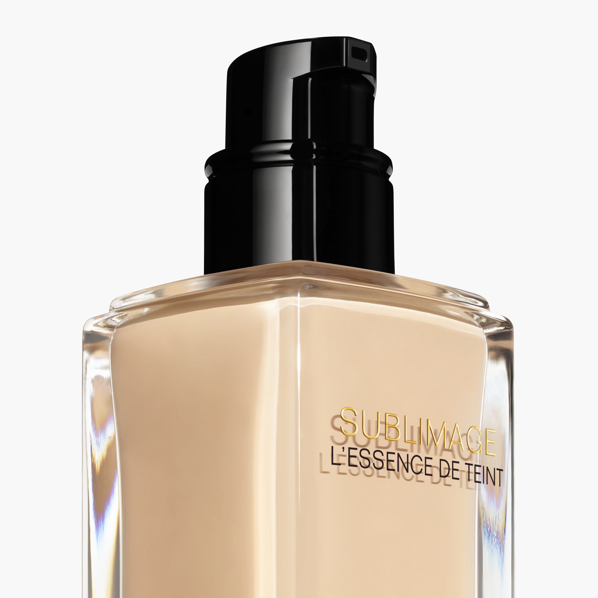 ET ULTIMATIVT FOUNDATIONSERUM FOR MERE UDSTR&Aring;LING