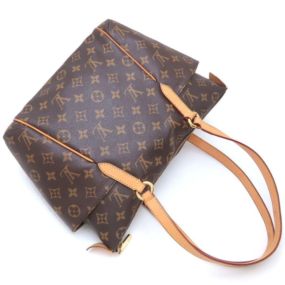 Louis Vuitton Totally