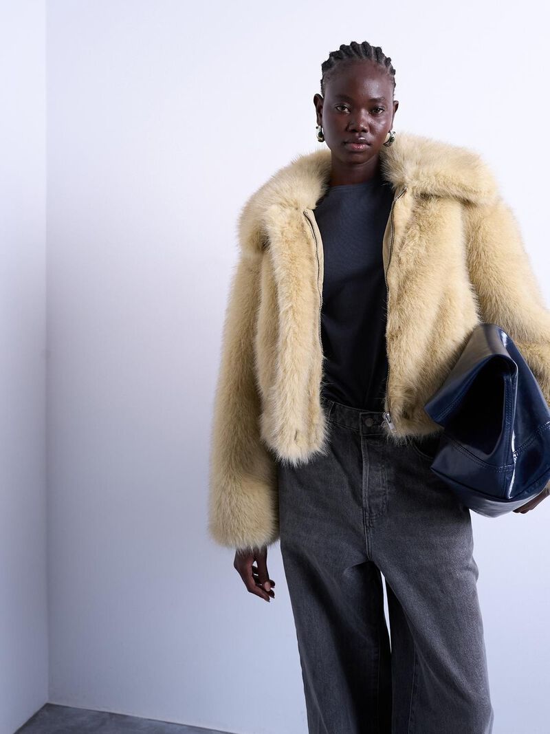 Tsbea Short Jacket