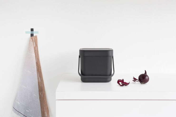 Affaldsspand m/låg sort. kon. 3 ltr