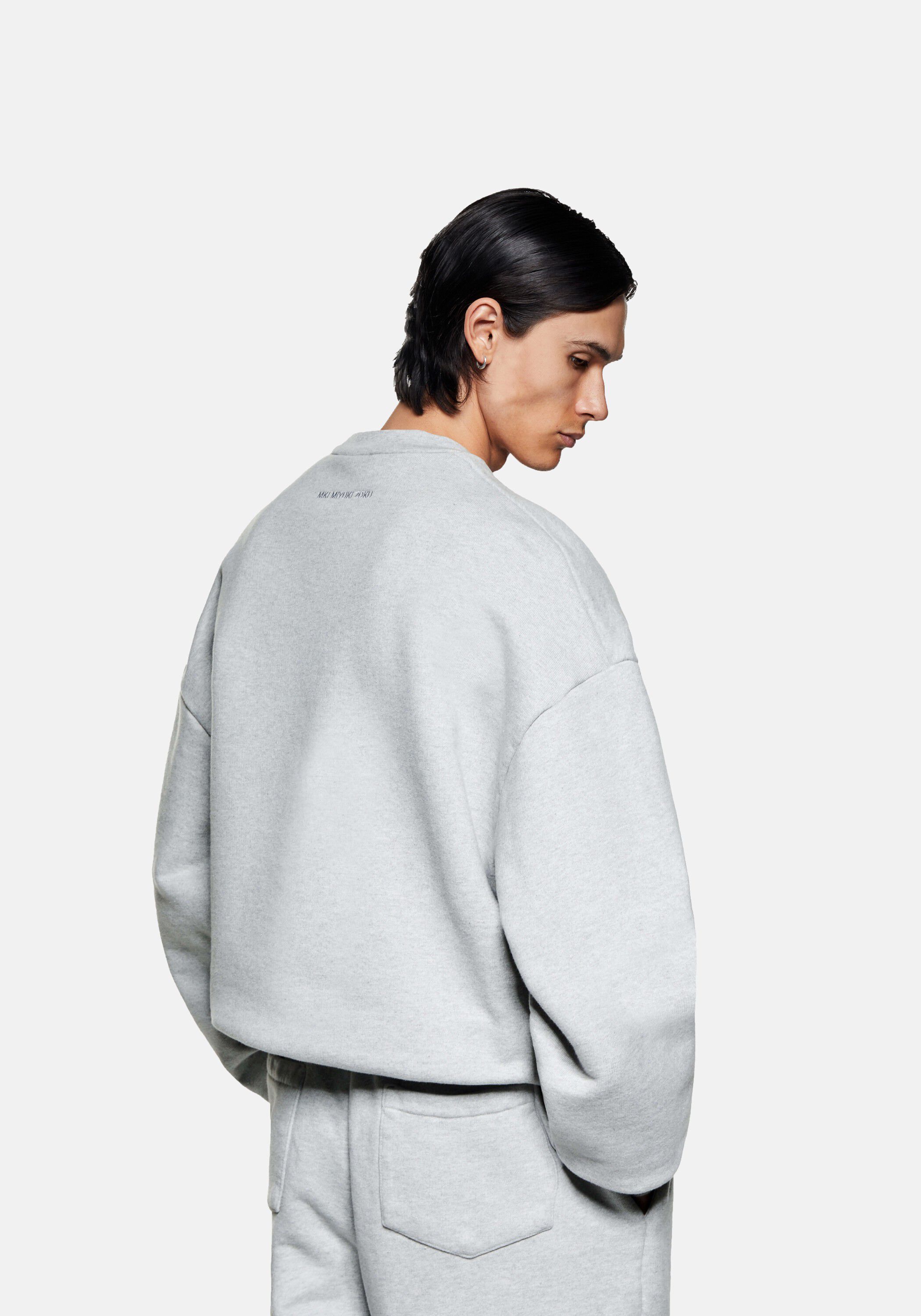 800 GSM SUPERWEIGHT CREWNECK