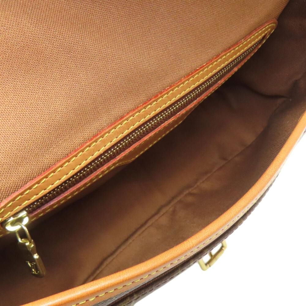 Louis Vuitton Saumur