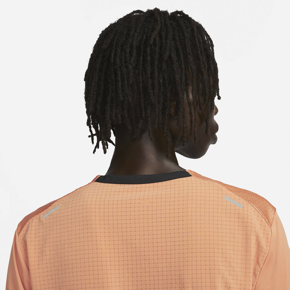 Dri Fit Rise 365 Lobe T Shirt