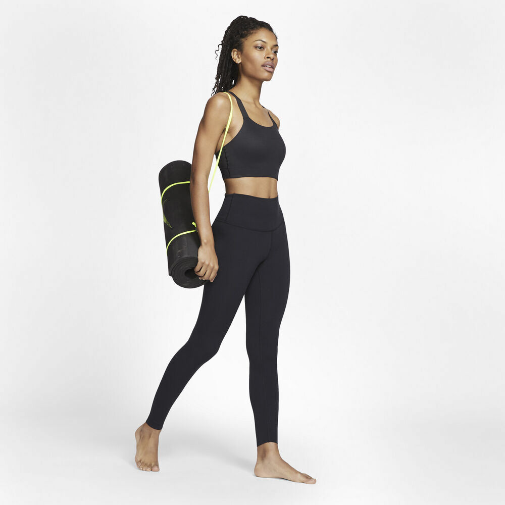 Swoosh Luxe Medium Support Padded Sports Bh