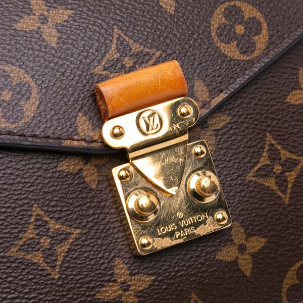 Louis Vuitton Pochette Métis