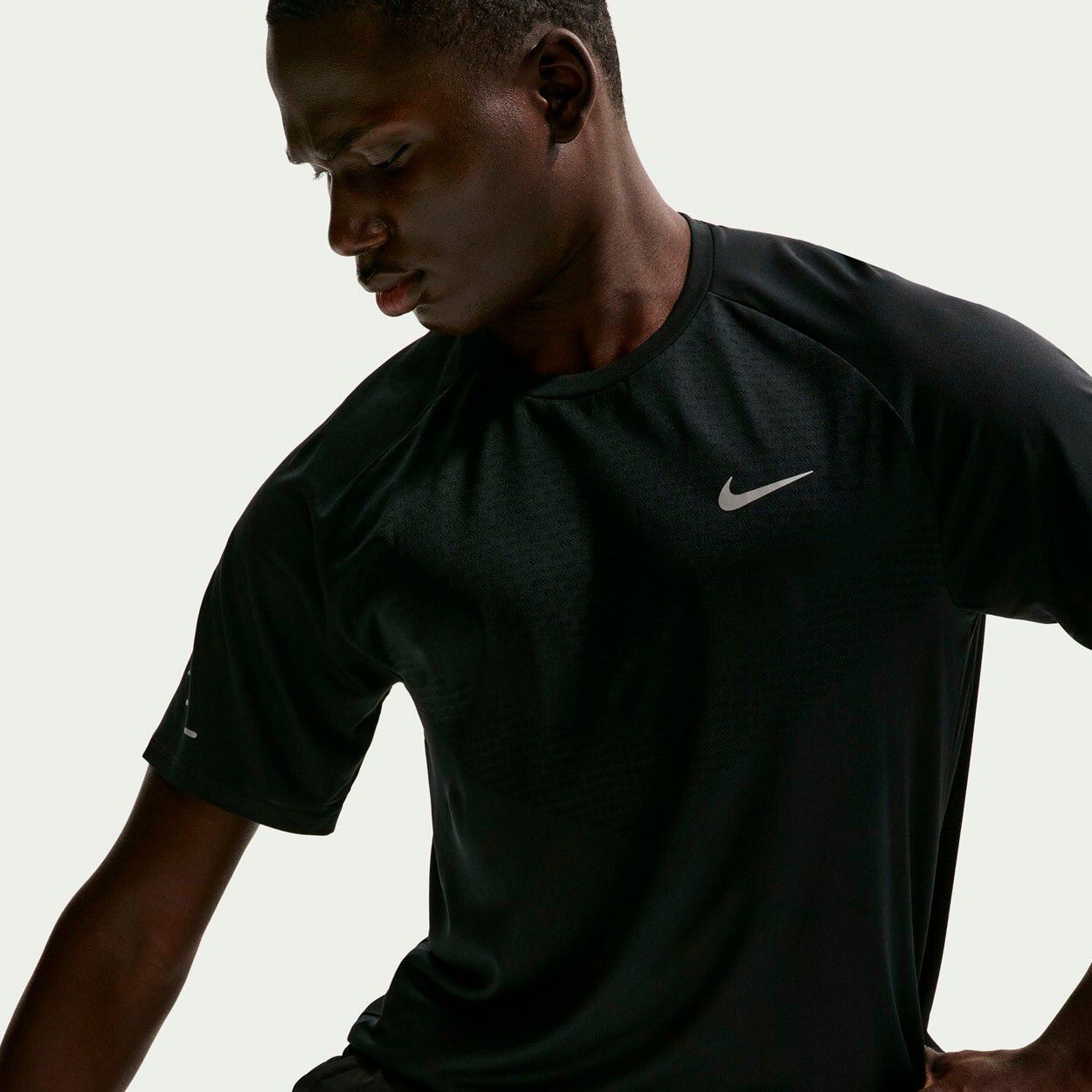 Stride Dri-Fit L&oslash;be T-shirt