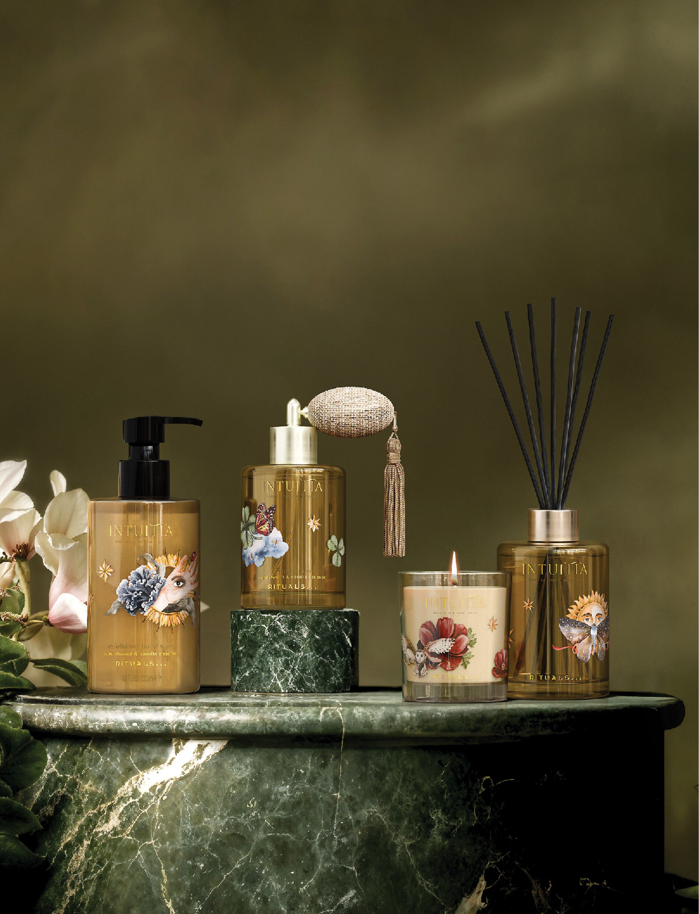 Intuitia Exfoliating Hand Wash 325ml