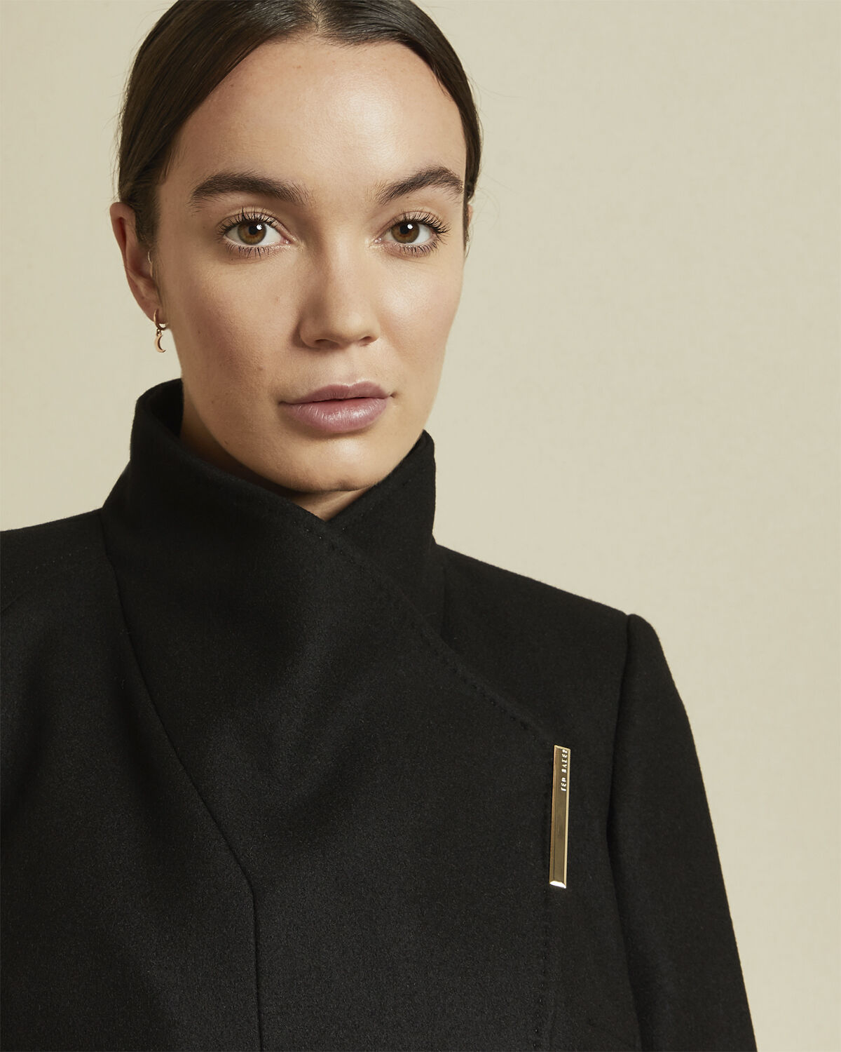 ROSESS Short Wool Wrap Coat