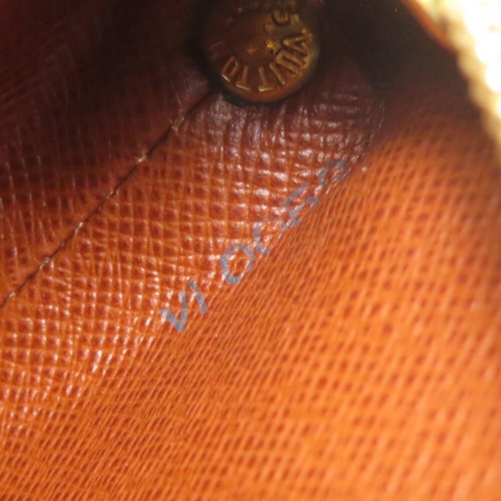 Louis Vuitton Shoulder Bags