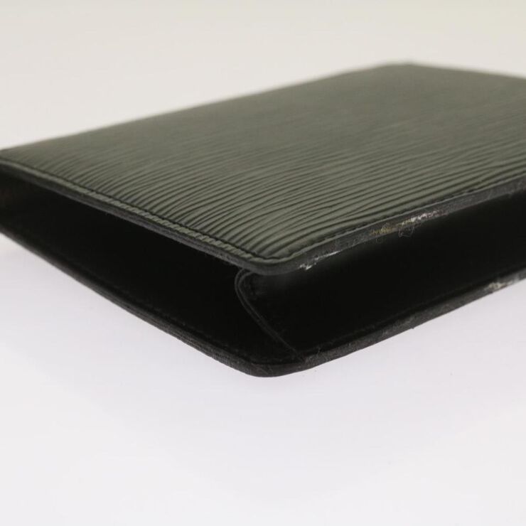 Louis Vuitton Poche Toilette