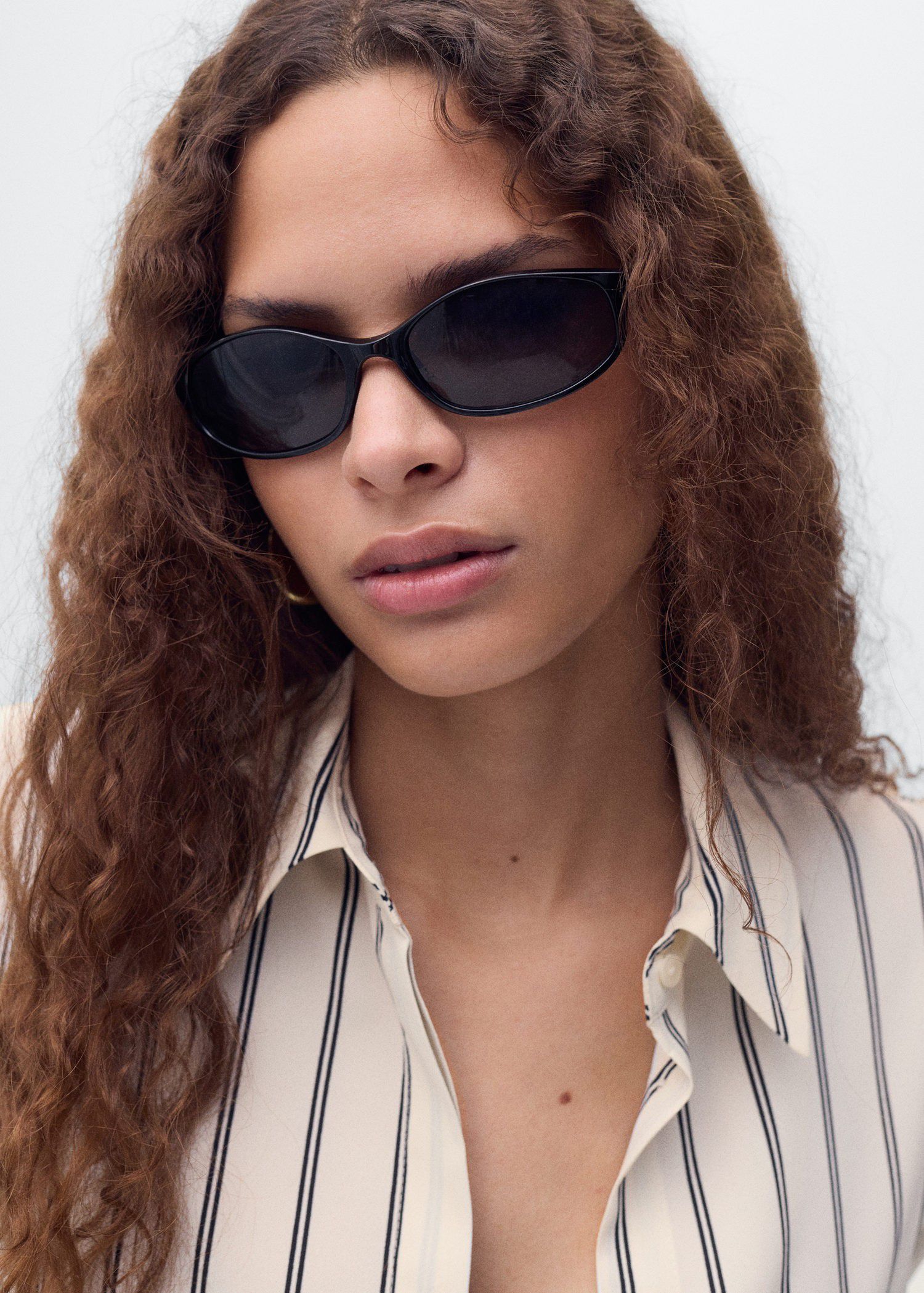 Fluid long-sleeved blouse