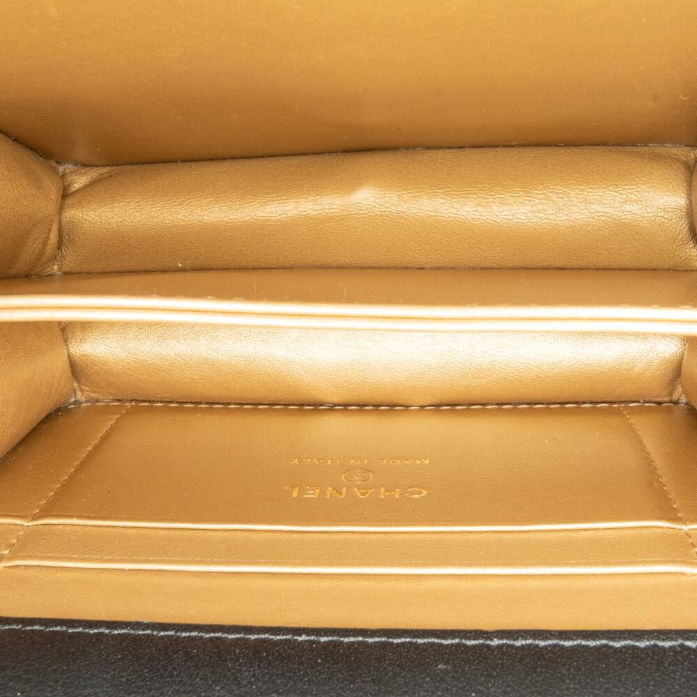 Chanel Wallet On Chain