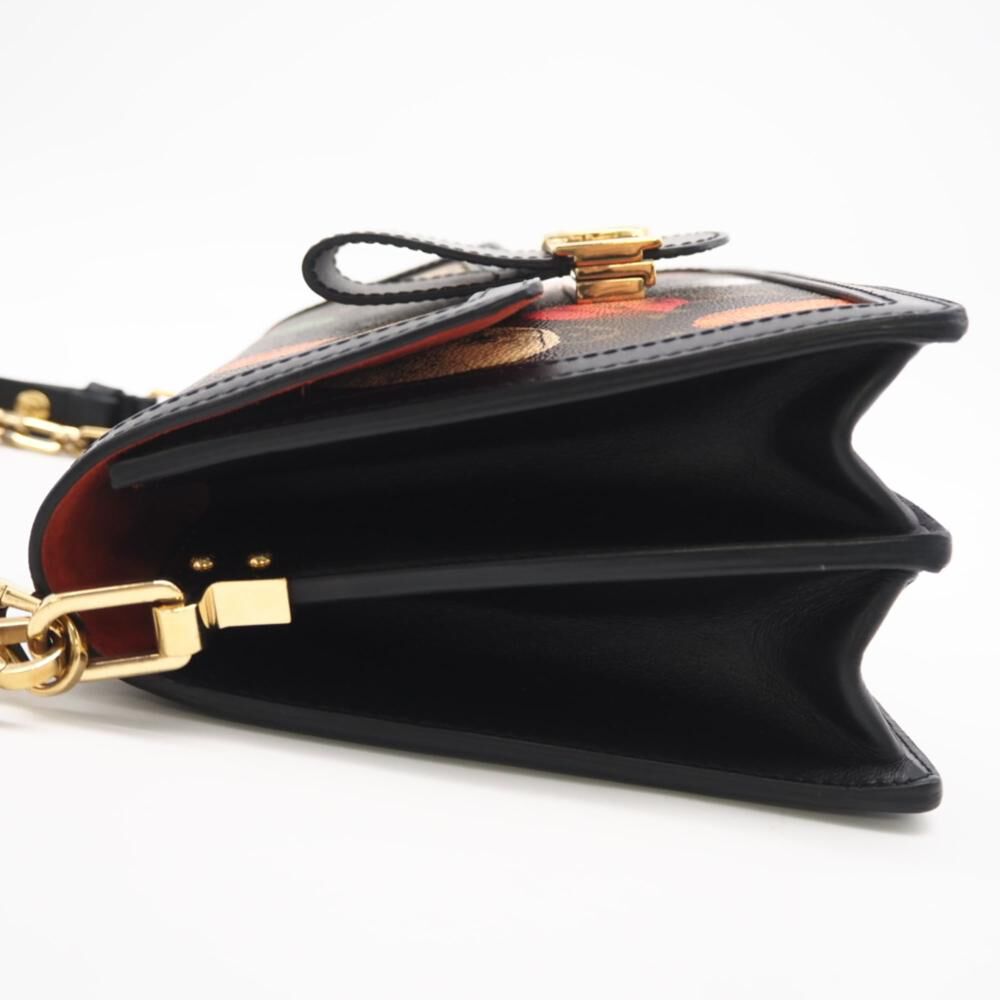 Louis Vuitton Dauphine