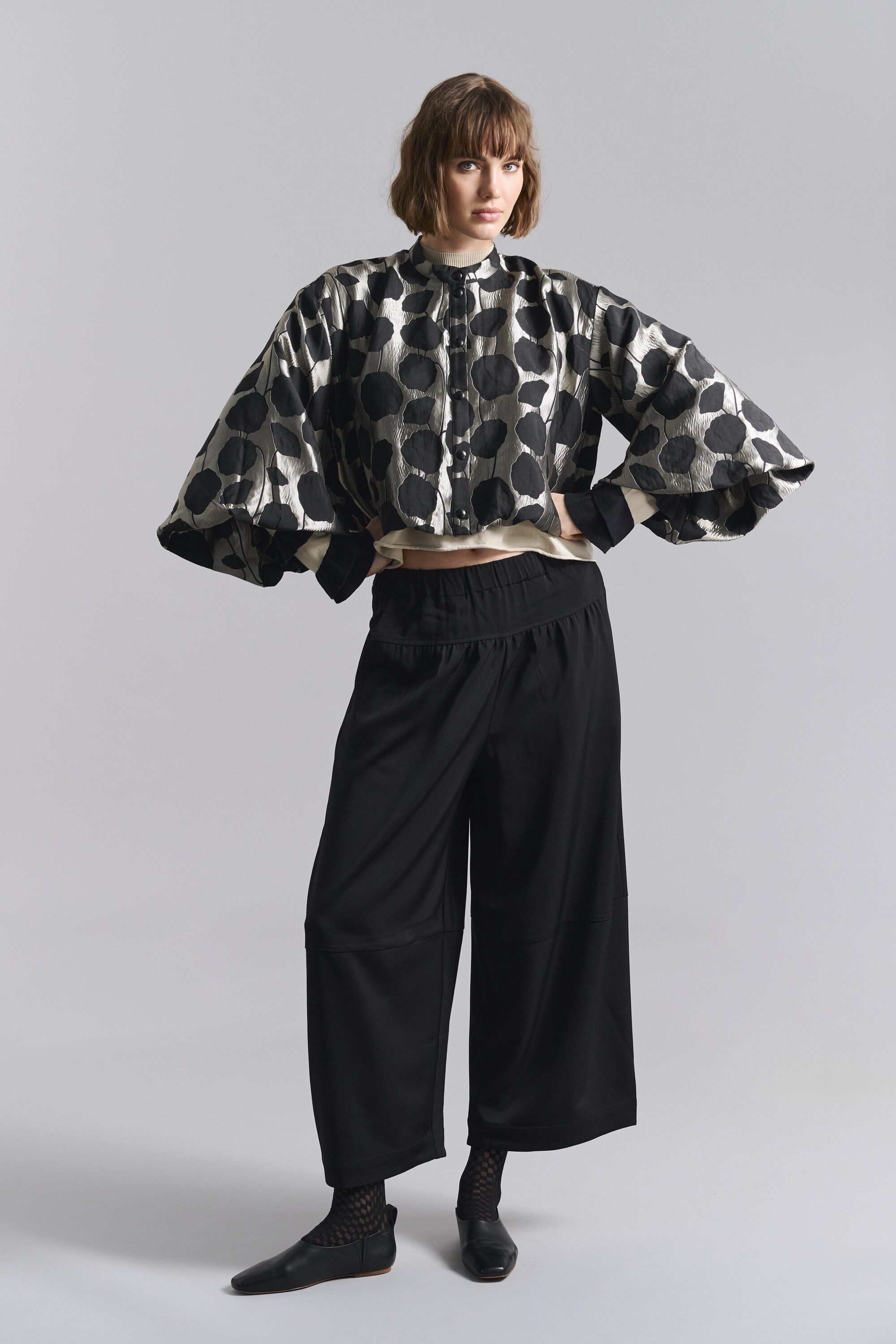 Flowerbomb kort jakke