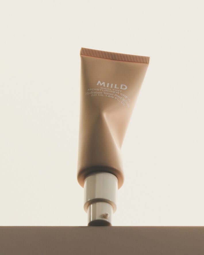 SKIN TINT MOISTURISER SPF15