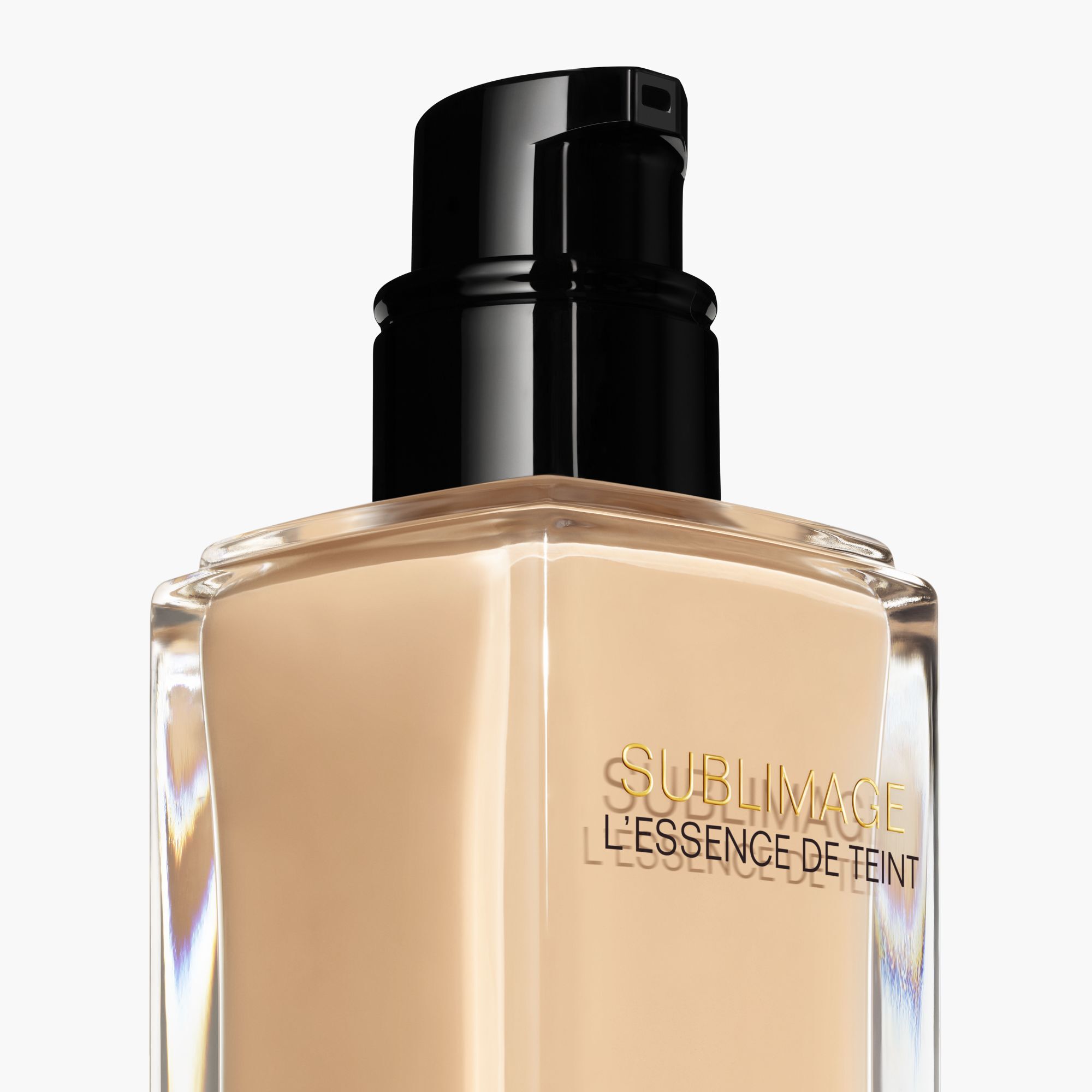 ET ULTIMATIVT FOUNDATIONSERUM FOR MERE UDSTR&Aring;LING