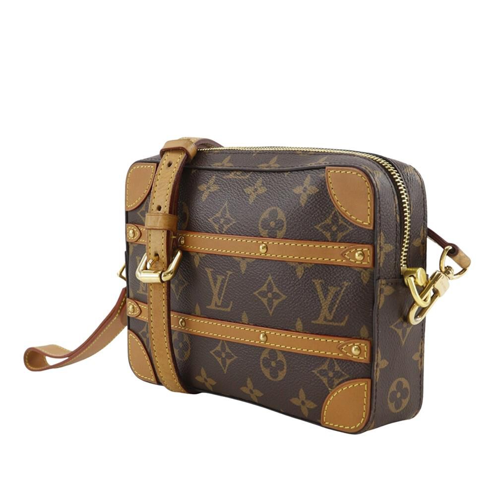 Louis Vuitton Clutch