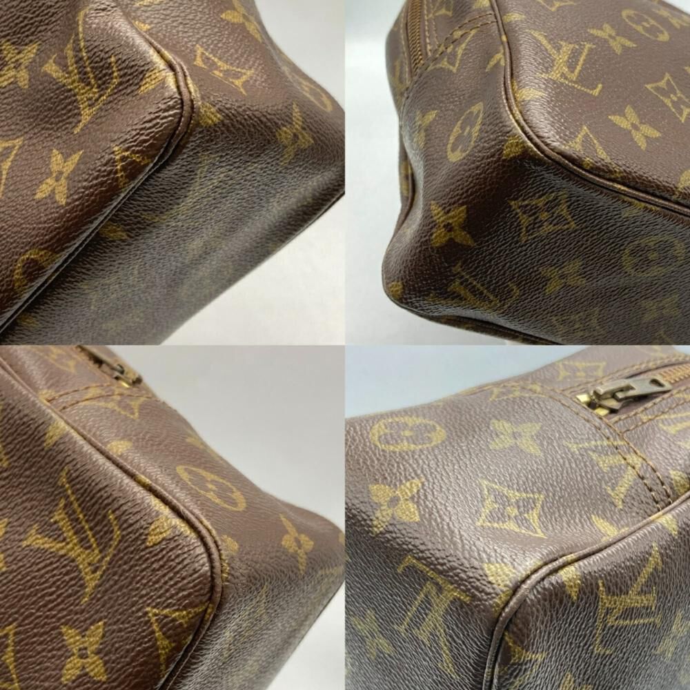 Louis Vuitton Clutch
