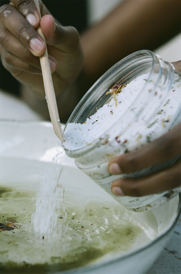 Bath Salt Mint 450 ml.