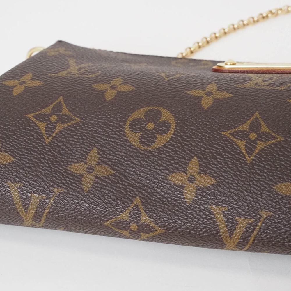 Louis Vuitton Shoulder Bags