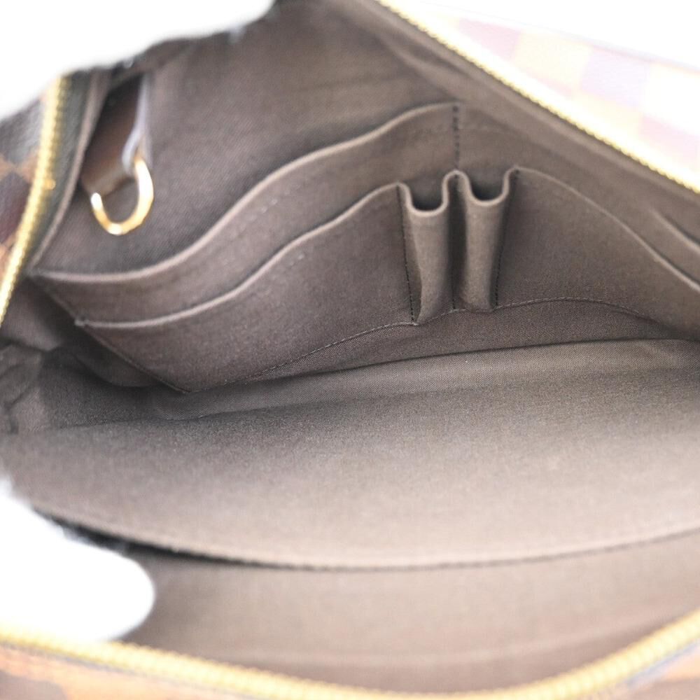 Louis Vuitton Messenger