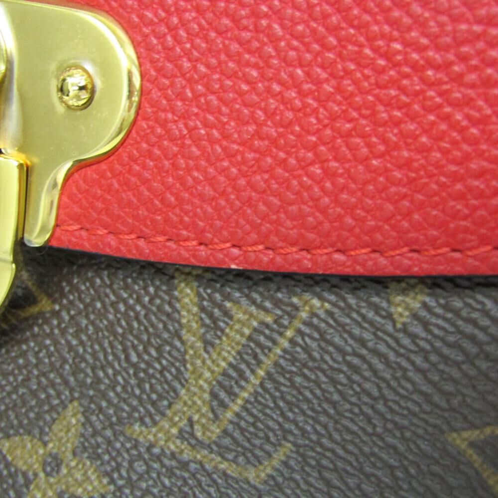 Louis Vuitton Shoulder Bags