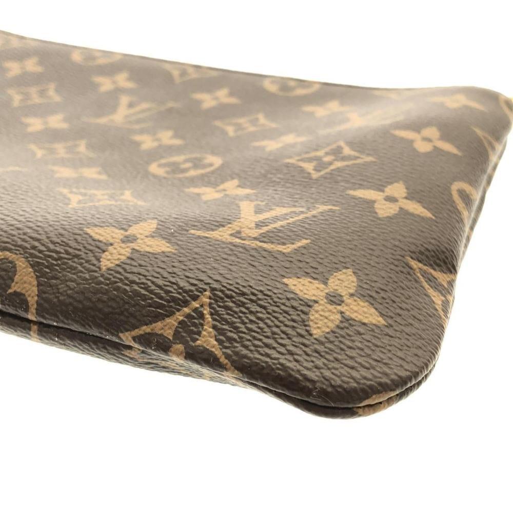 Louis Vuitton Clutch