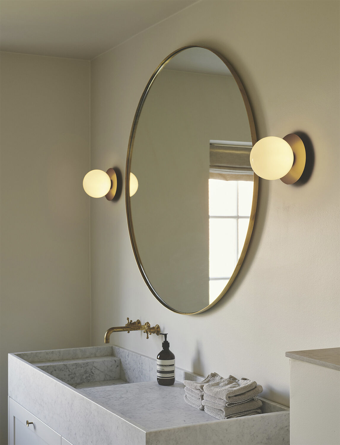 Liila 1 Medium IP44 , nordic gold / opal