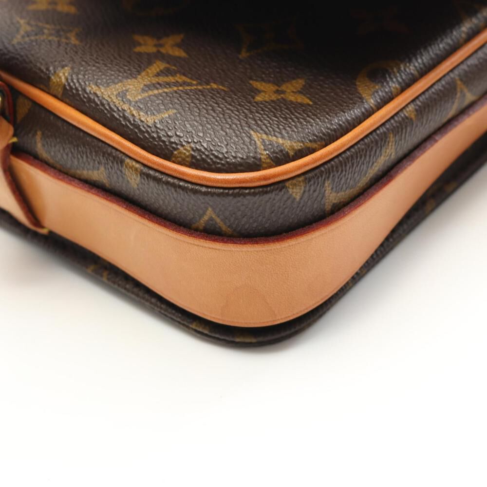Louis Vuitton Cartouchiere