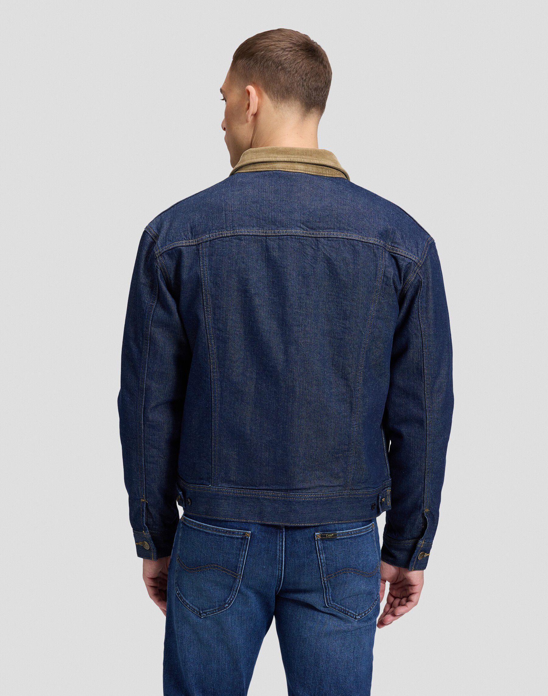 STORM_RIDER_JACKET BRAND_LOYAL