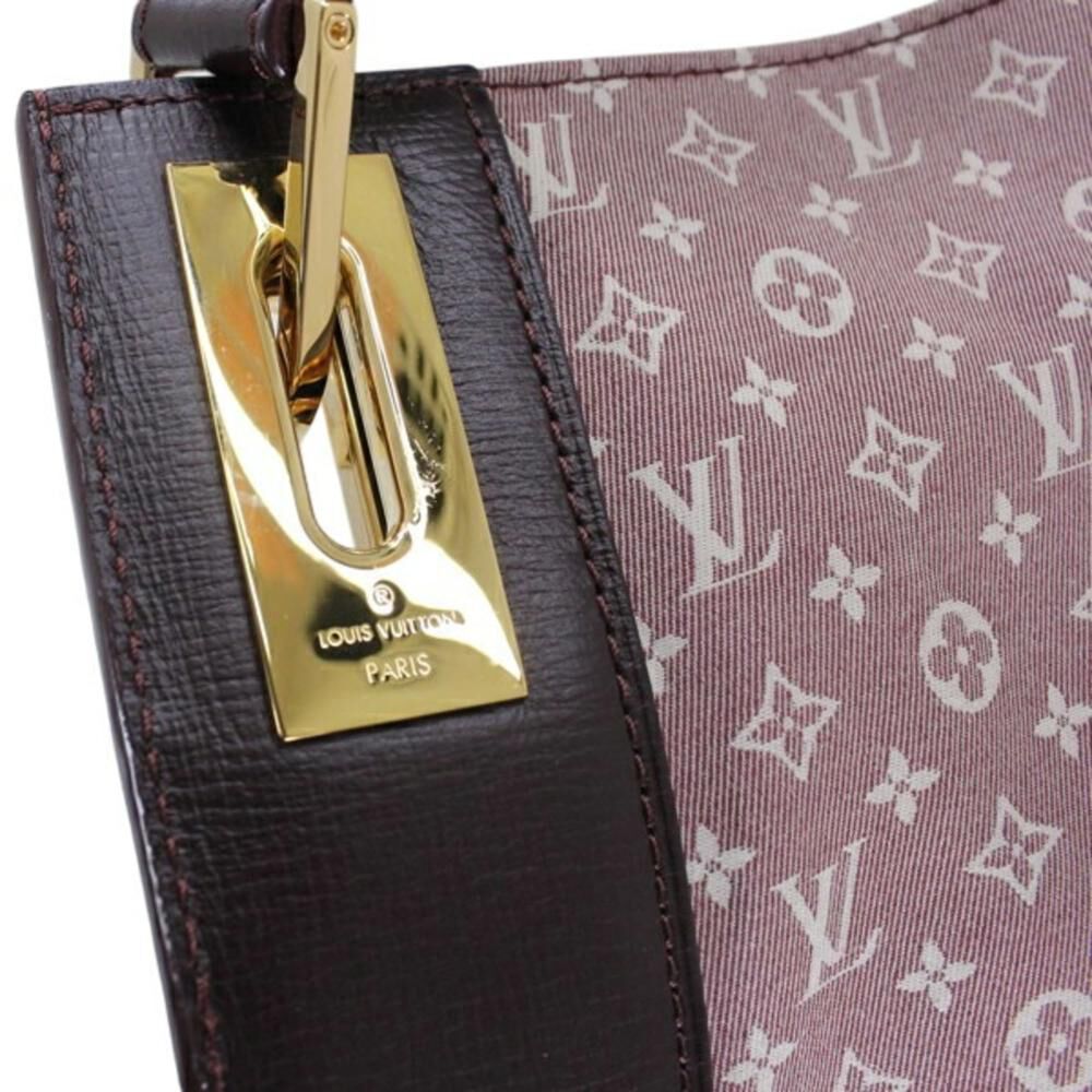 Louis Vuitton Shoulder Bags