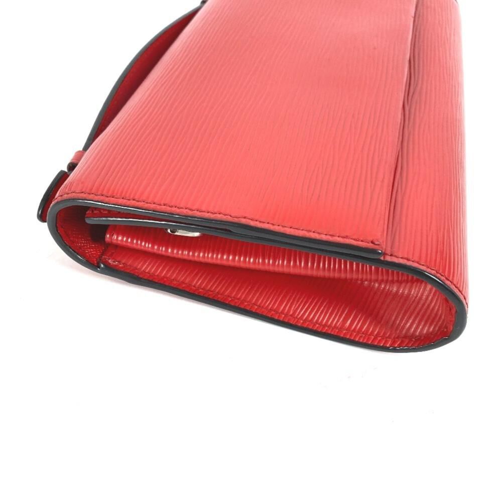 Louis Vuitton Clutch