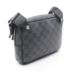 Louis Vuitton Shoulder Bags