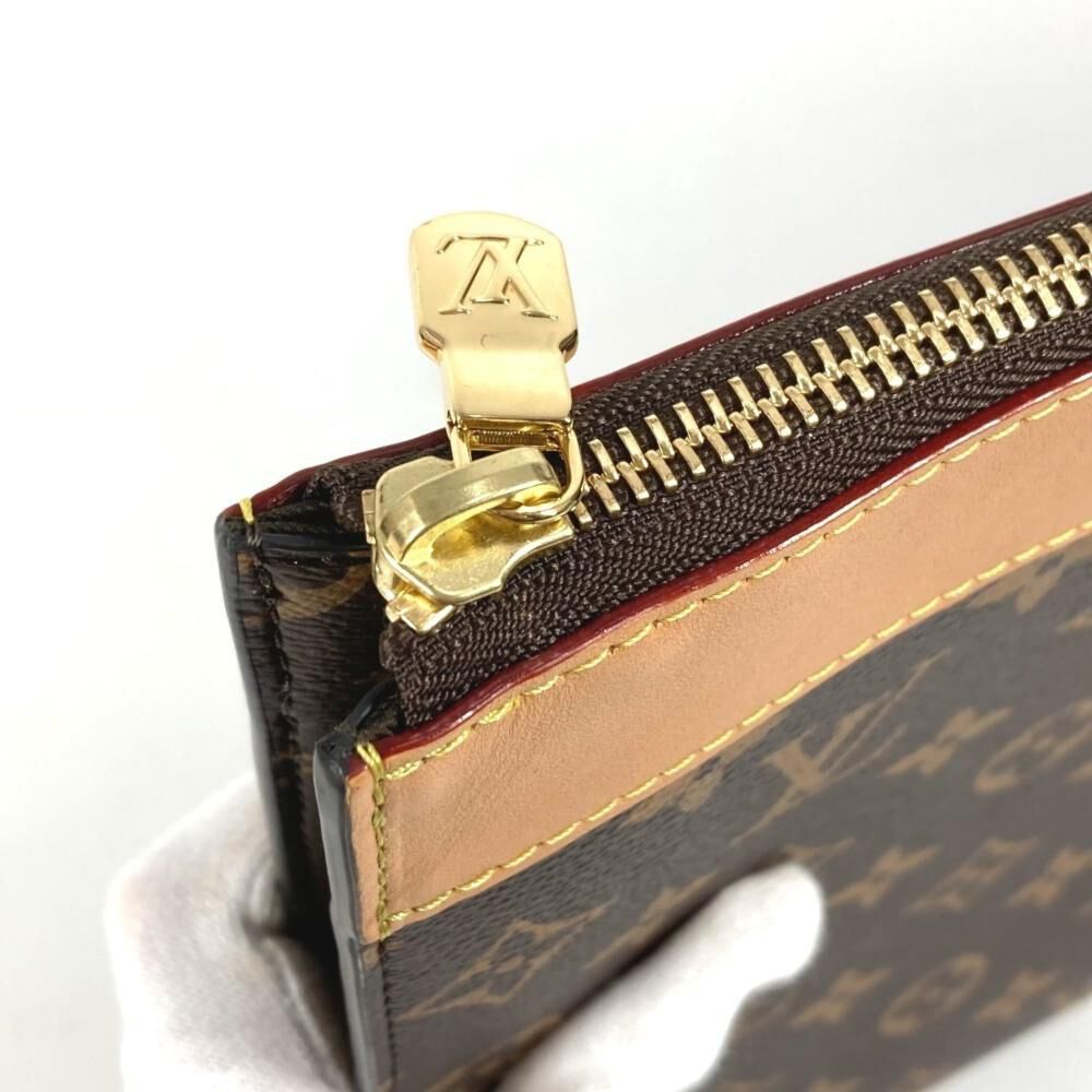 Louis Vuitton Clutch